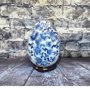 Vintage De Chang Tao Ci  Blue and White Porcelain Chinoiserie Egg